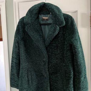 Beautiful Emerald Tahari Teddy Coat